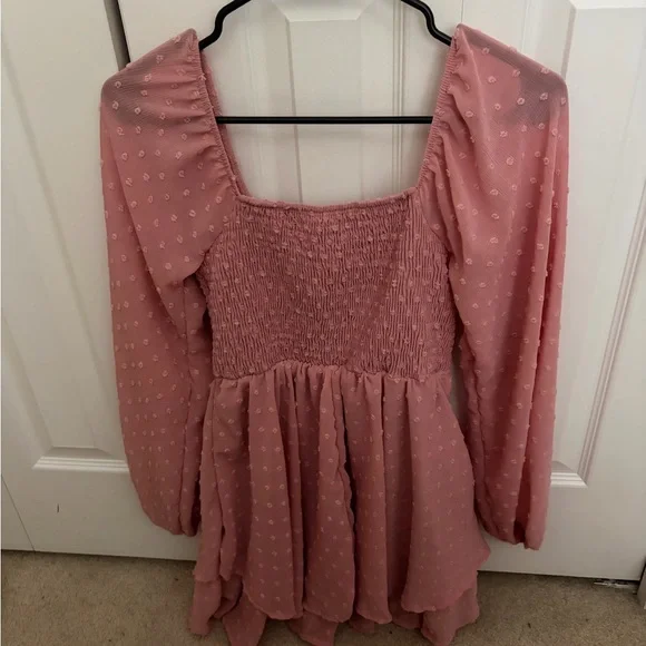 Altar'd State Pink Long Sleeve Lilitha Smocked Romper size M NWT - Picture 4 of 6